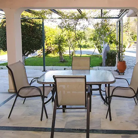 Hébergement de vacances Filippos - Private Garden Escape