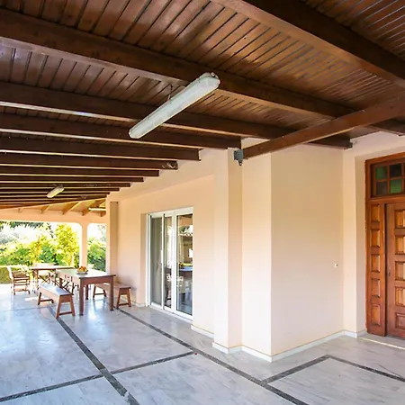 Filippos - Private Garden Escape Hébergement de vacances *