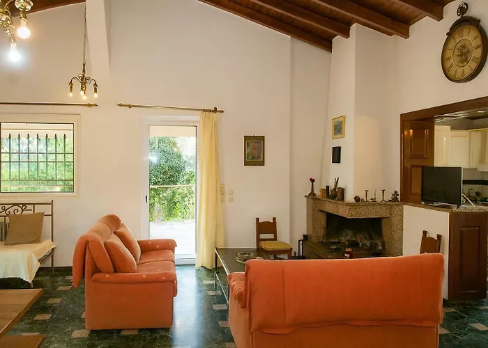 Filippos - Private Garden Escape Dom wakacyjny *