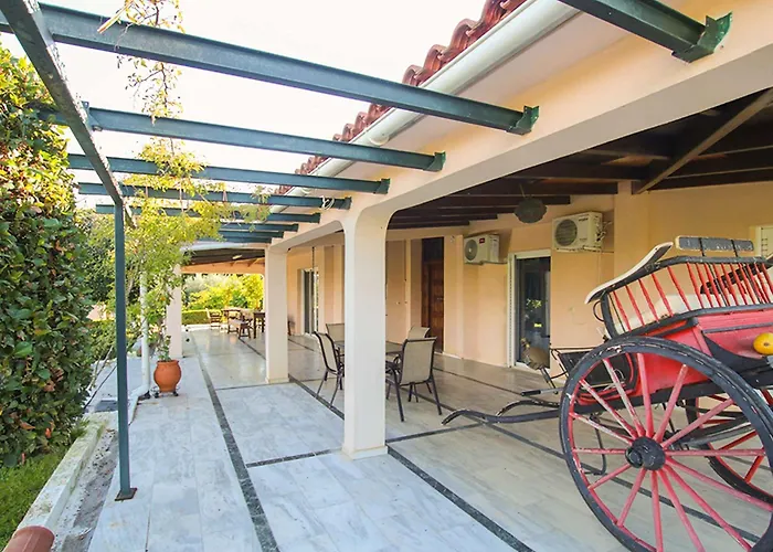 Filippos - Private Garden Escape Πύργος